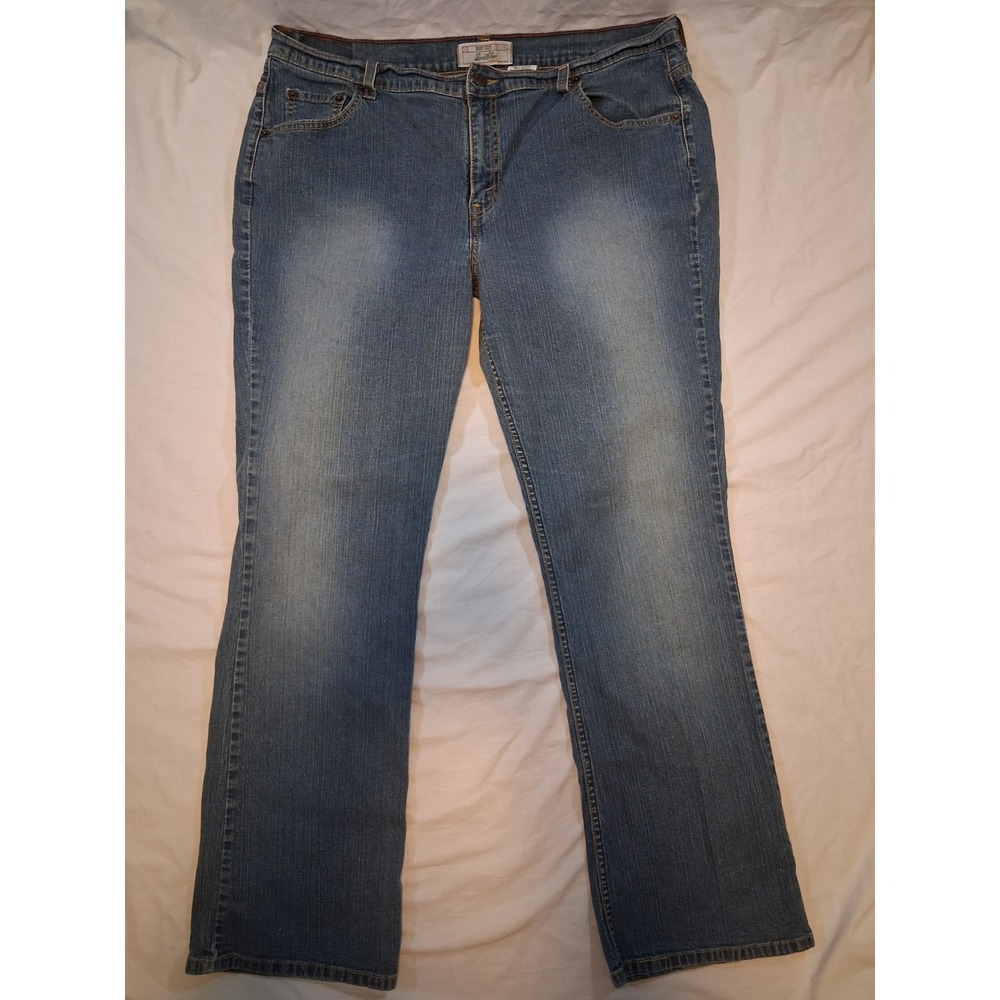 Levi Strauss Signature Womens Bootcut Jeans Medium Wash Size 18M Blue Denim